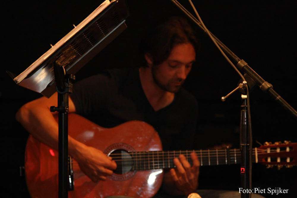 Tim Van Der Bijl Gitaar Spelen